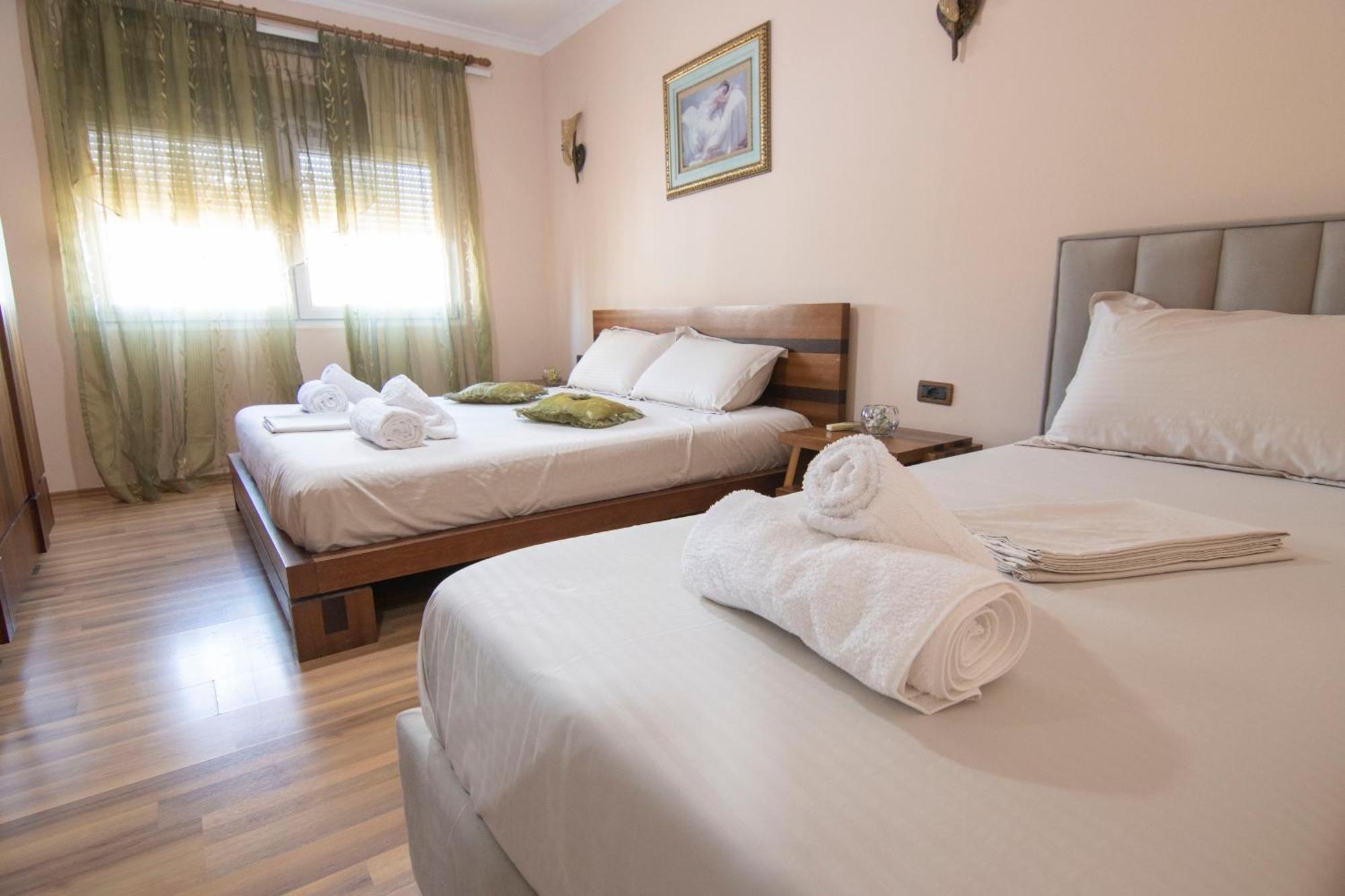 Tirana Central Apartment *